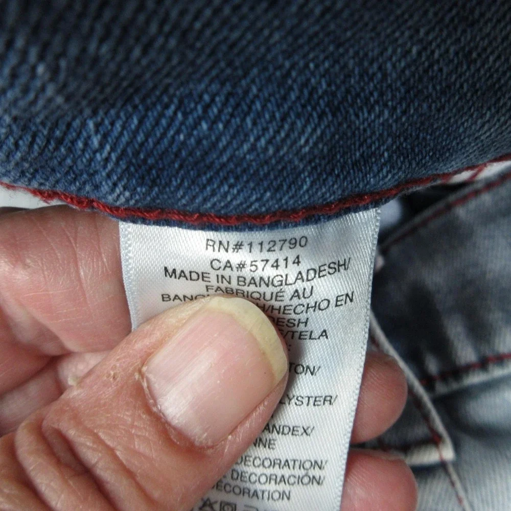 True Religion Jeans Mens 40 Blue Light Wash Straight Relaxed Bobby 42x32*